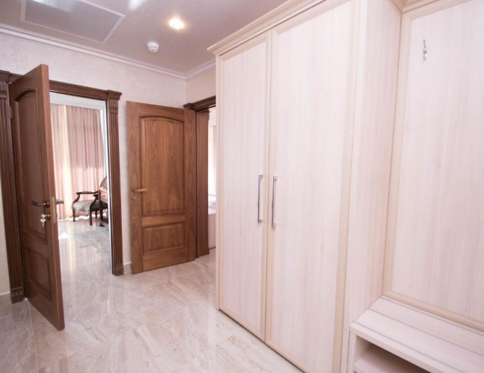 Люкс 2-местный 2-комнатный, корпус  "Сон у моря" - Дом отдыха «Им. Челюскинцев» Гагра